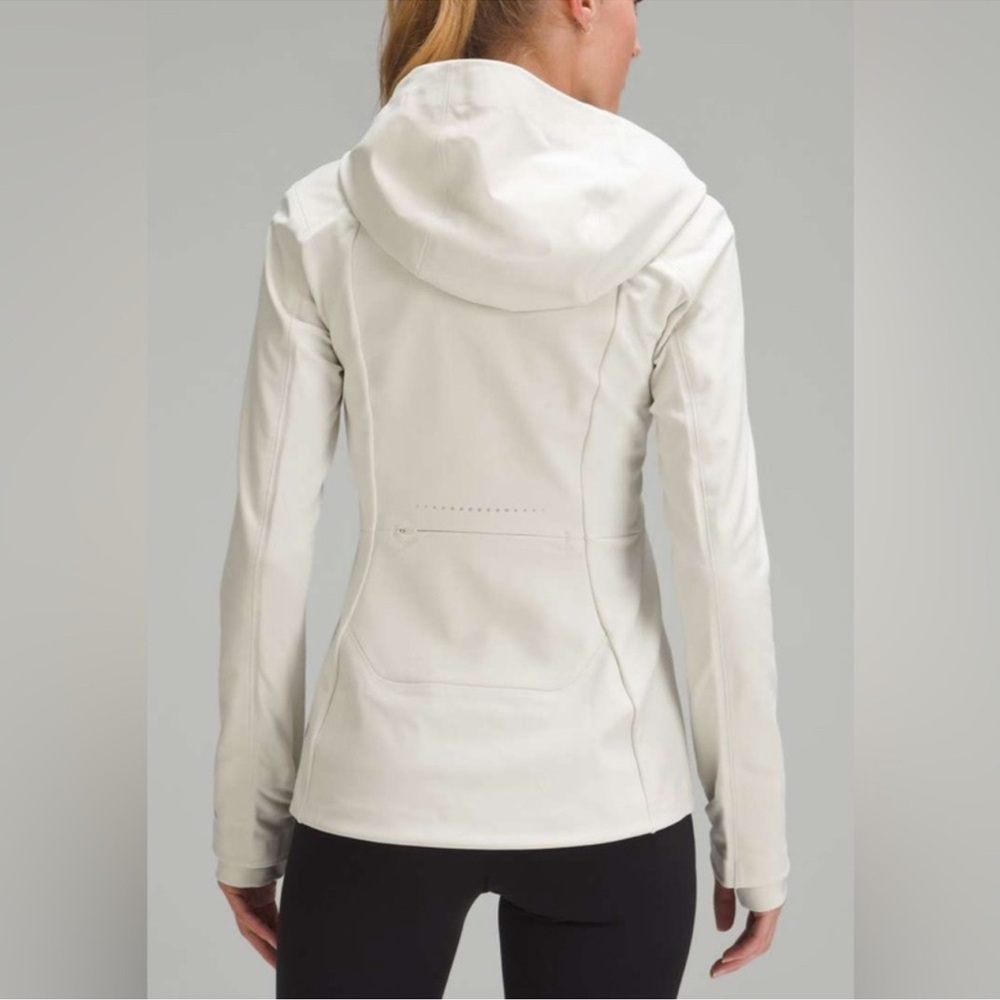 lululemon athletica Cream Hooded Zip Jacket - Picture 3 of 16
